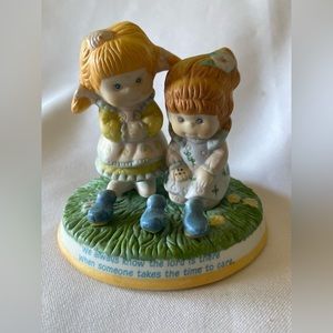 EUC Adorable Vintage Special Blessings Figurine Kind Hearts